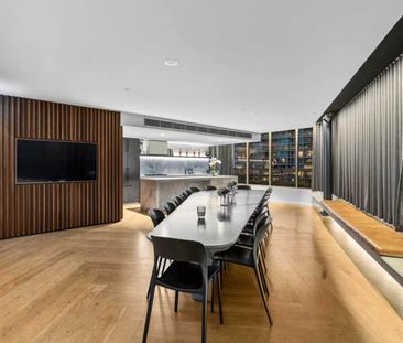 READY TO MOVE IN NOW - LUXURY LEVEL 12 APARTMENT IN THE HEART OF NEWSTEAD - Photo 2