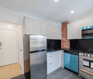 For Lease - 69 Oakwood Avenue Unit# 2, Toronto, Ontario - Photo 1