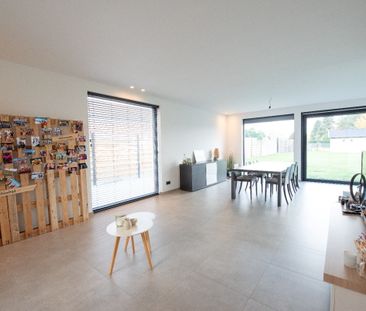 Volledig instapklare woning met 3 slaapkamers en leuke tuin in Zulte - Foto 2