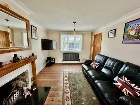 Vicarage Lane, Chelmsford, CM2 - Photo 3