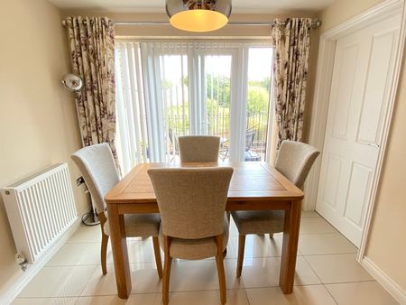 Y Deri, Derwen Fawr, Swansea, SA2 - Photo 4