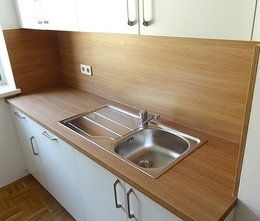 Gemütliche Mietwohnung mit neuer Einbauküche, Terrasse und Lift, in... - Photo 6