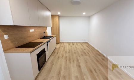Krásny 2-izbový byt na BOTANICKEJ ul. v Trnave, 42 m2+ 2x loggia, zariadený - Fotografia 4