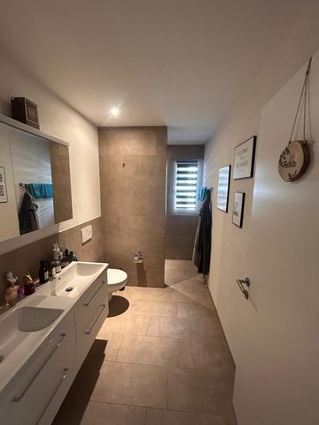 Moderne 4.5-Zimmer-Wohnung im Neubau in Wölflinswil - Photo 4