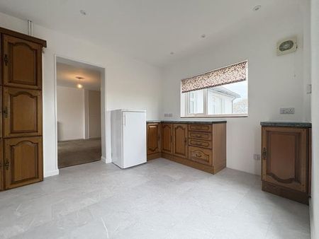 3 bedroom bungalow to rent - Photo 5