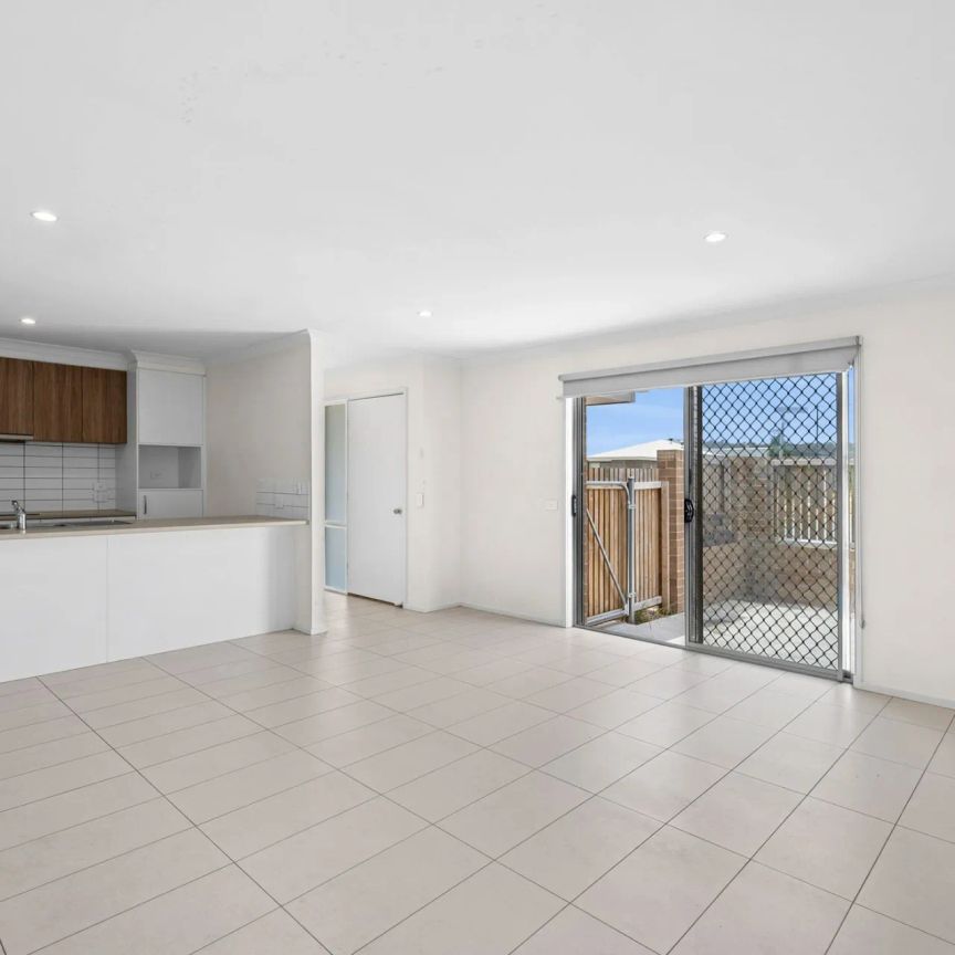 Low Maintenance Living in Sought After Taylor - Photo 1