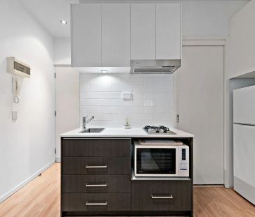 Unit 203/68 Hayward Lane, Melbourne. - Photo 5