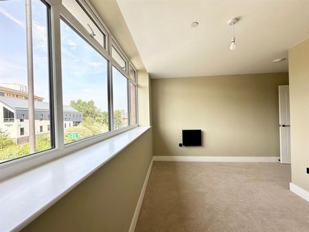 2 bed flat to rent in Sheffield Road, Barnsley, S70 - Photo 4