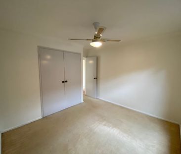 EXCELLENT LOCATION IN SMALL COMPLEX!!! - Photo 1