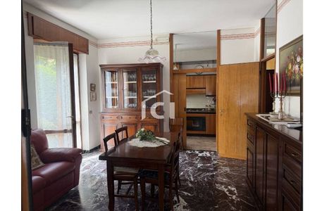 Appartamento buono stato, piano rialzato, Centro, Sant'Ambrogio di Valpolicella - Photo 3