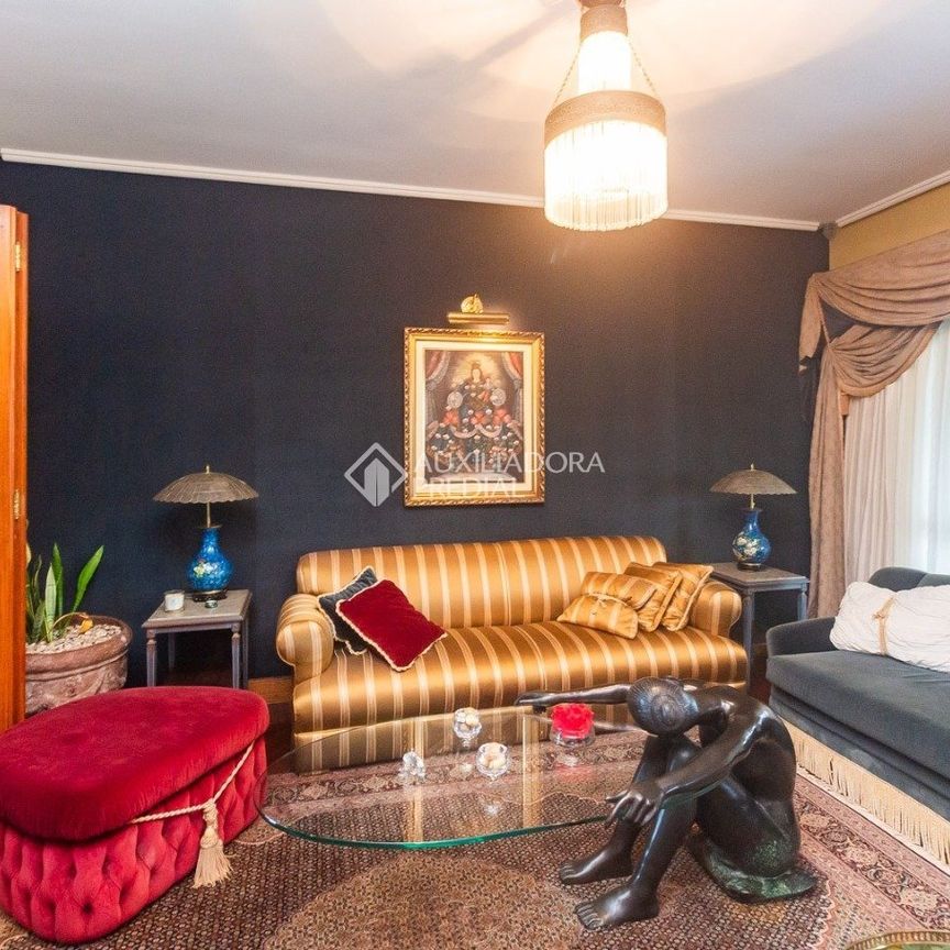 Apartamento com 4 quartos e 351m² para alugar em Auxiliadora, Porto Alegre. - Foto 1