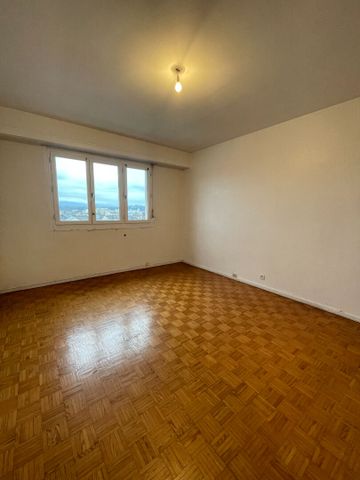 Location Appartement 3 pièces 70m² - Photo 4