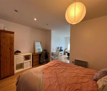 Studio to rent - Photo 6