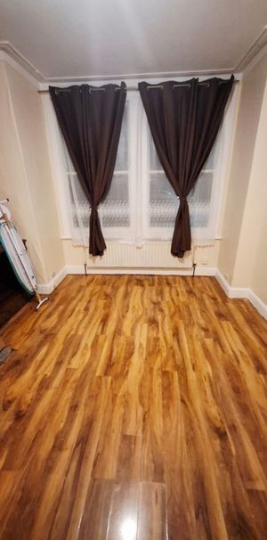 Room in a Shared House, Lansdowne Road, N17 - Photo 1