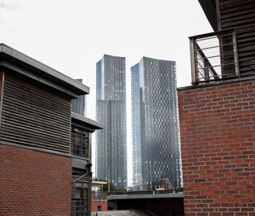 4 bedroom house to rent Liverpool Road, M3 - Photo 2