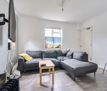 5 bedroom semi-detached house to rent - Photo 1