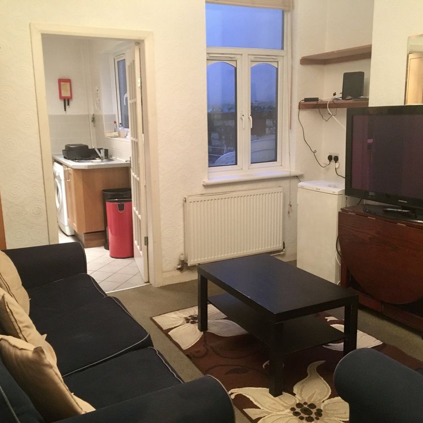 71 LOTTIE ROAD - Photo 1