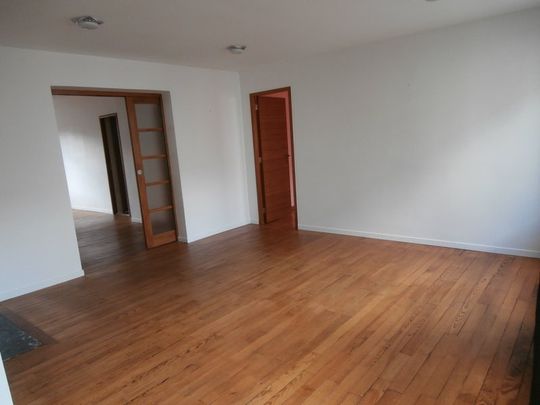 Location Appartement 5 pièces 104m² CHERBOURG-EN-COTENTIN 50100 - Photo 1