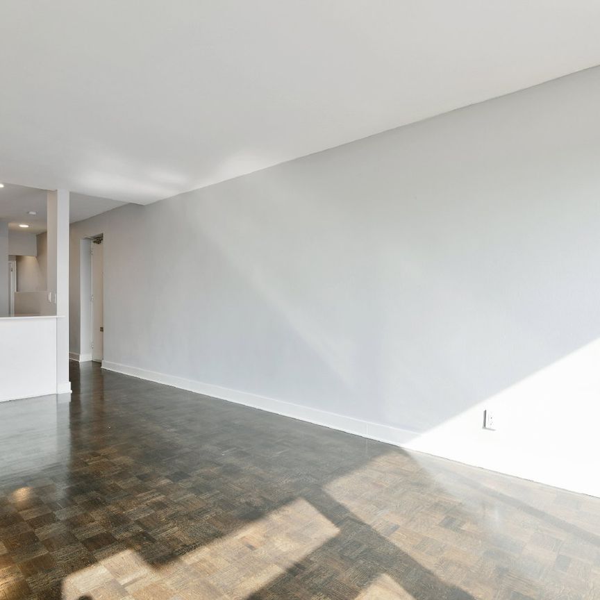 21 James Street - 203 - Photo 1