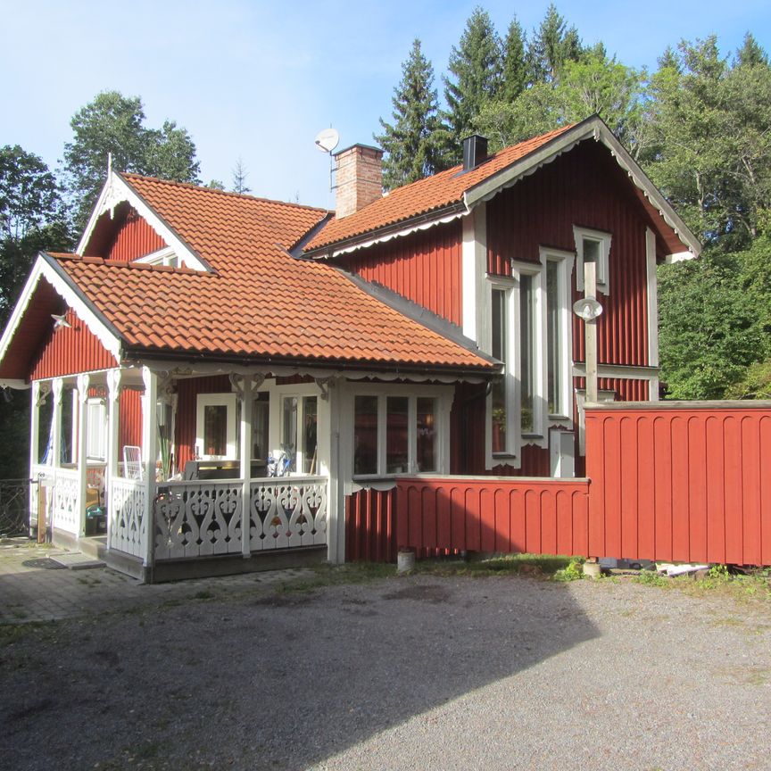 Nyköpingsvägen, Gnesta - Photo 1