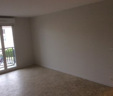 Location Appartement 3 pièces 67m² CLAYE SOUILLY 77410 - Photo 1