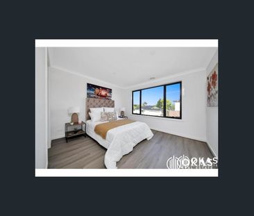 Brand New Luxury Townhouse for Lease - Photo 6