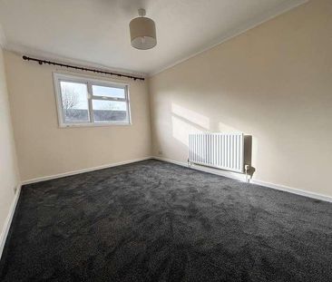 Coldhams Crescent, Huntingdon, PE29 - Photo 4