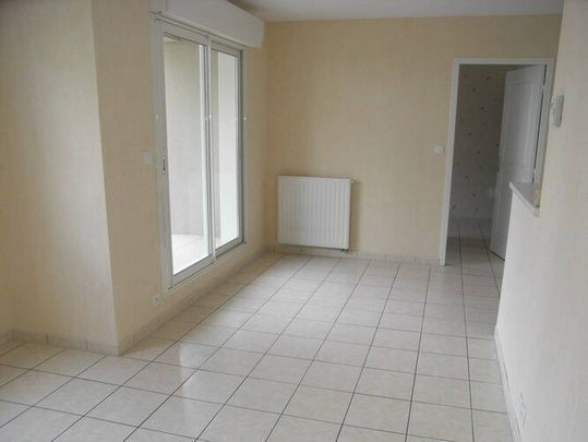 Location appartement t1 bis 2 pièces 37 m² à Rodez (12000) BOURRAN - Photo 1