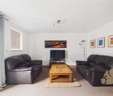 2 bedroom apartment to rent - Photo 2