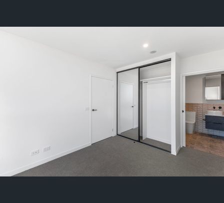 407/139 Boundary Road, North Melbourne, Vic 3051 - Photo 1