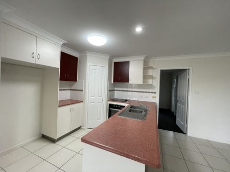 Newly refurbished home - Photo 4