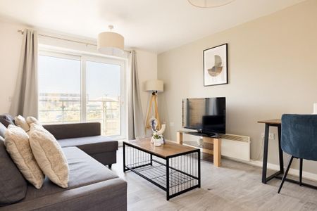 2 bedroom flat to rent - Photo 2