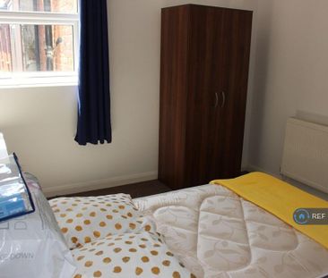 1 bedroom in a house share to rent - Photo 6