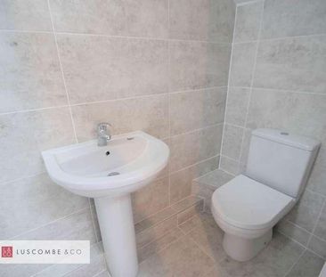 Fields Park Road, Newport, NP20 - Photo 1