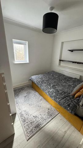 3 bedroom house share to rent - Photo 3