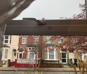 Studio Flat, Queens Road, N11 - Photo 3