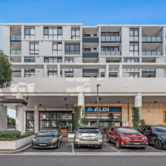 Location, Location, Location!!! - Photo 1