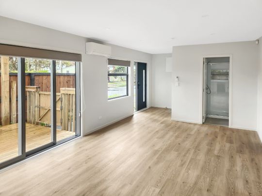 Waterloo Living - Photo 1