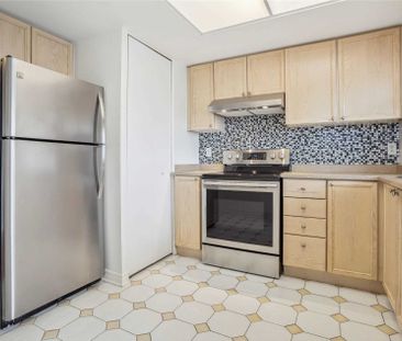 For Lease - 101 Subway Crescent Unit# 410, Toronto, Ontario - Photo 1