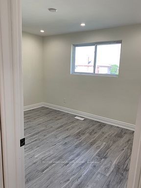 For Lease - 351 Queen Victoria Drive, Hamilton, Ontario - Photo 4