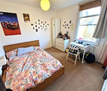 4 bedroom terraced house to rent - Photo 4