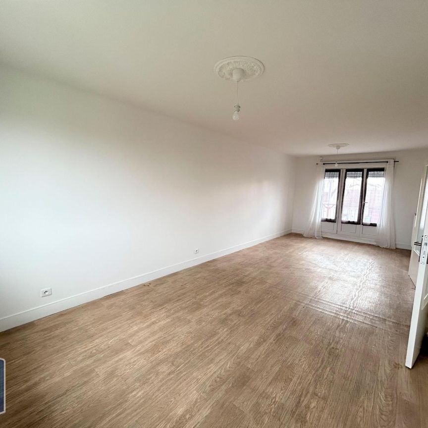 Location Maison 5 pièces 97m² LE MANS 72000 - Photo 1