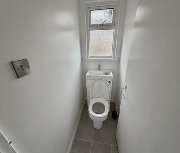 3 Bed Detached House, Ridsdale Road, NG5 - Photo 4