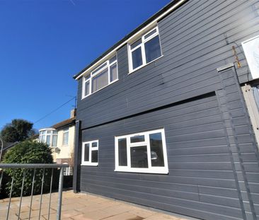 Maisonette to rent on - Photo 2