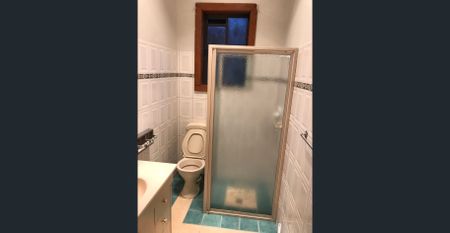 Corner Location - Photo 2