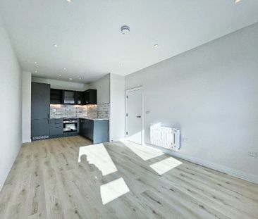 Ashwood House, 16-22 Pembroke Broadway, Camberley, GU15 - Photo 6