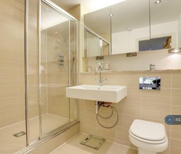 2 bedroom maisonette to rent - Photo 1