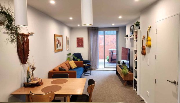 Executive Fully Furnished Two Bedroom Home! - Photo 1