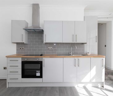 Park Crescent, Worthing - Photo 2