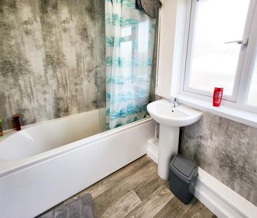 3 bedroom house share to rent - Photo 2